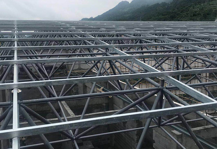 济南学校艺体楼网架
